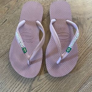 Girls pink havaianas sandals